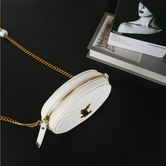 Yves Saint Laurent White Chevron Crossbody Bag - Picture 4 of 7